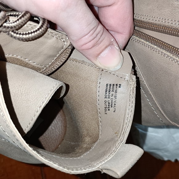 Mia Cailyn Lace Up Boots - Picture 7 of 8